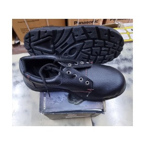 SBS ECCO SYNTHETIC LEATHER SAFETY SHOES WITH STEEL TOE SIZES: 7 (ISI CERTIFIED)